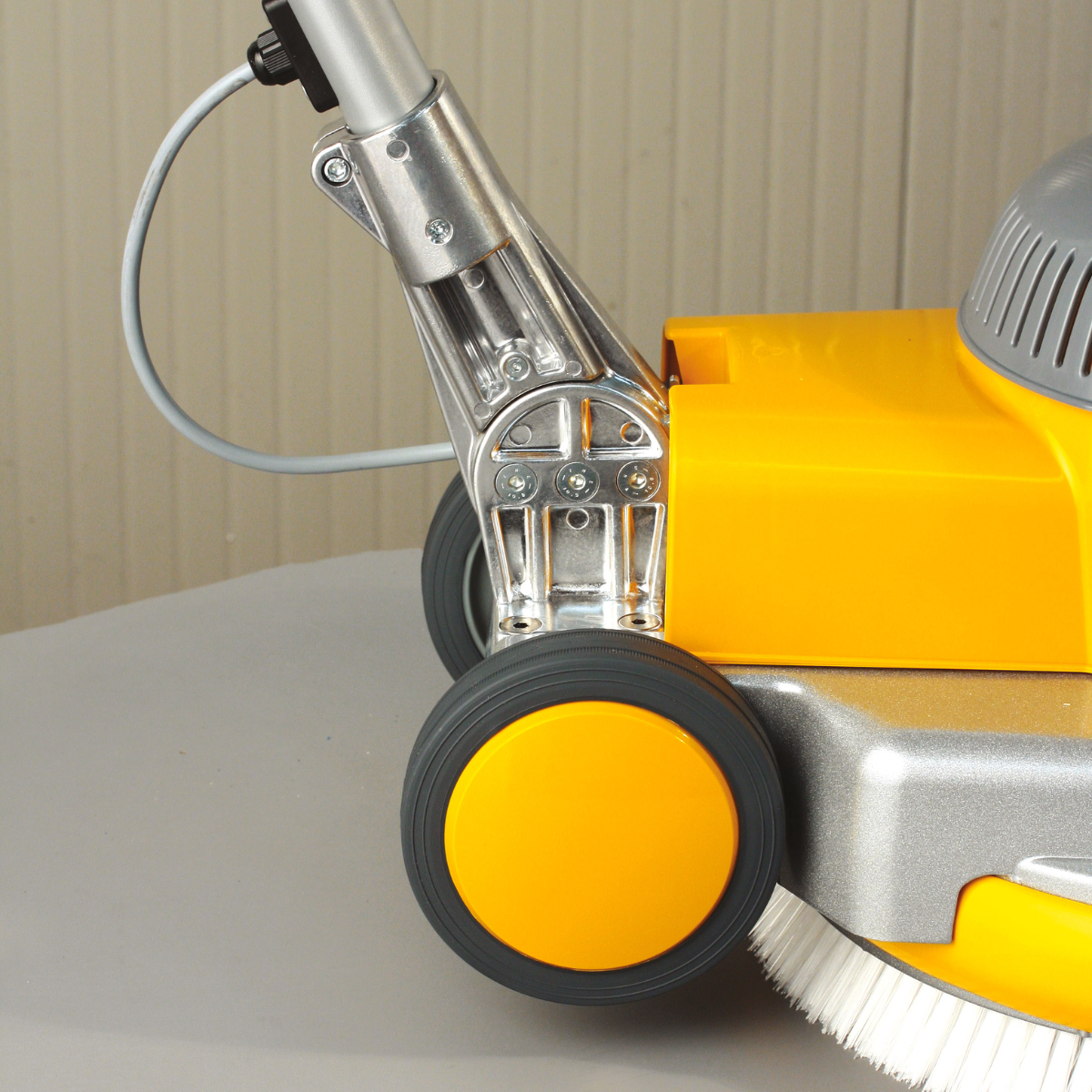 Ghibli & Wirbel Twin Speed Floor Scrubber SB 143 TSN