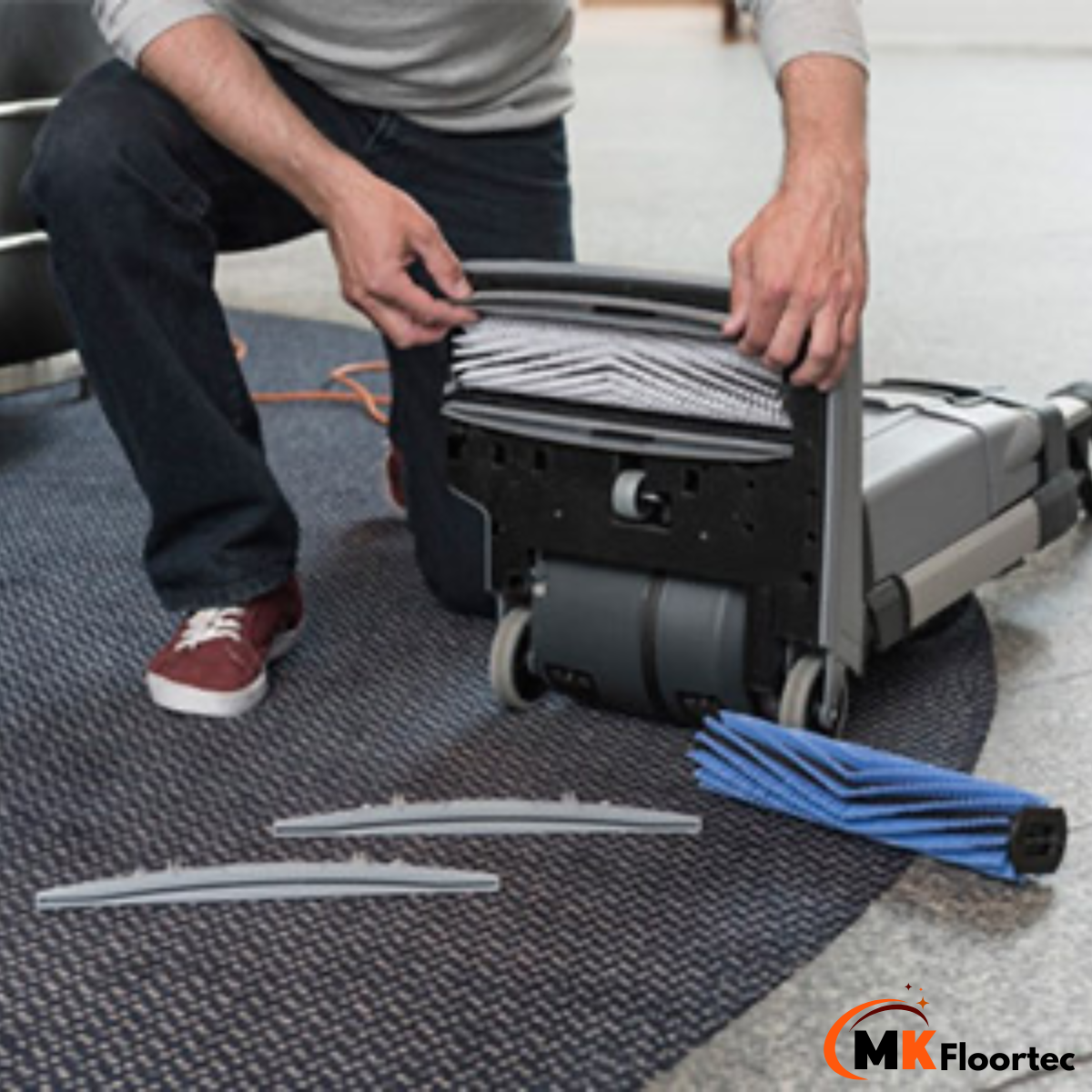 Nilfisk SC100 Compact Floor Scrubber Dryer
