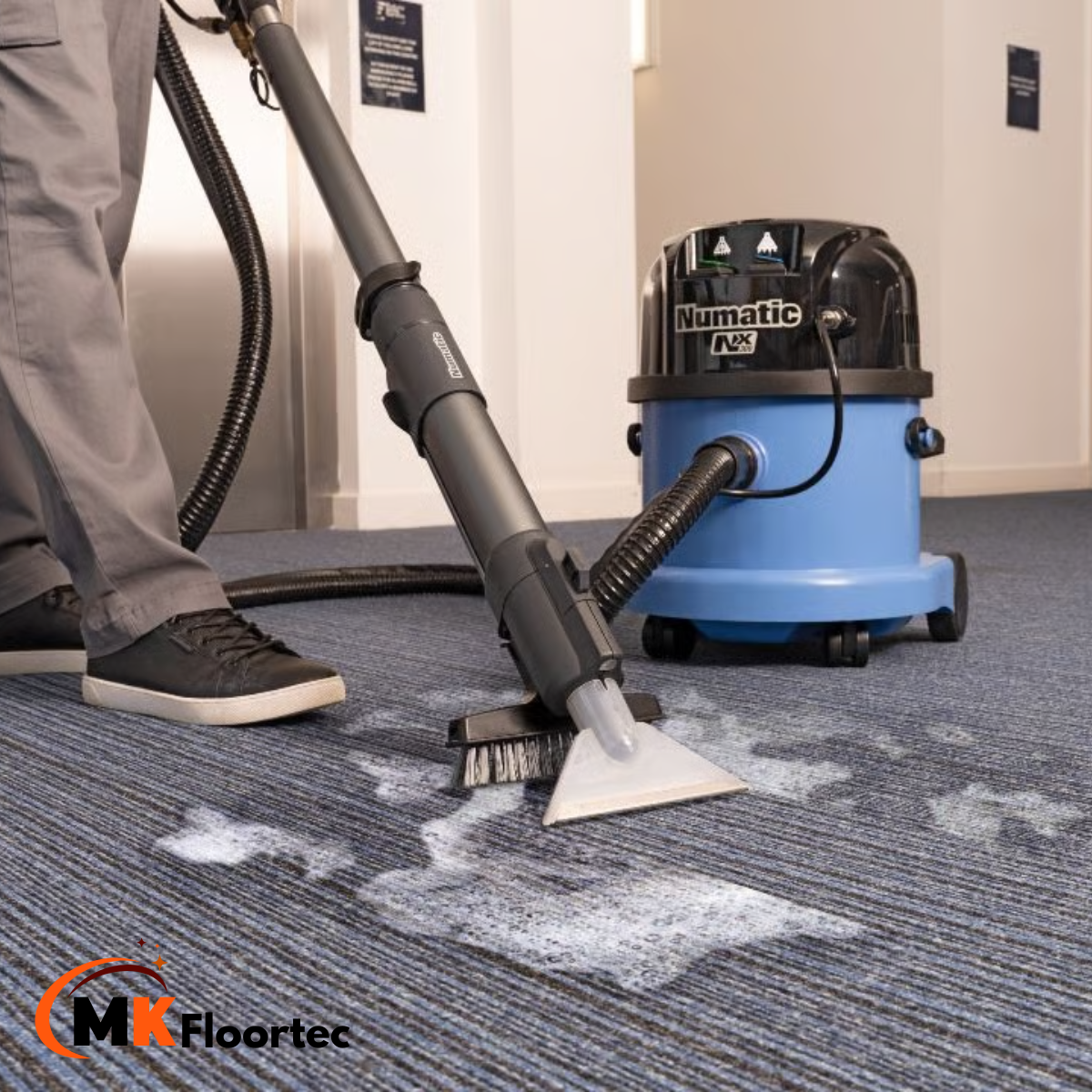 Numatic CTB370NX Commercial Cordless Carpet Extraction & Hard Floor Vacuum Cleaner