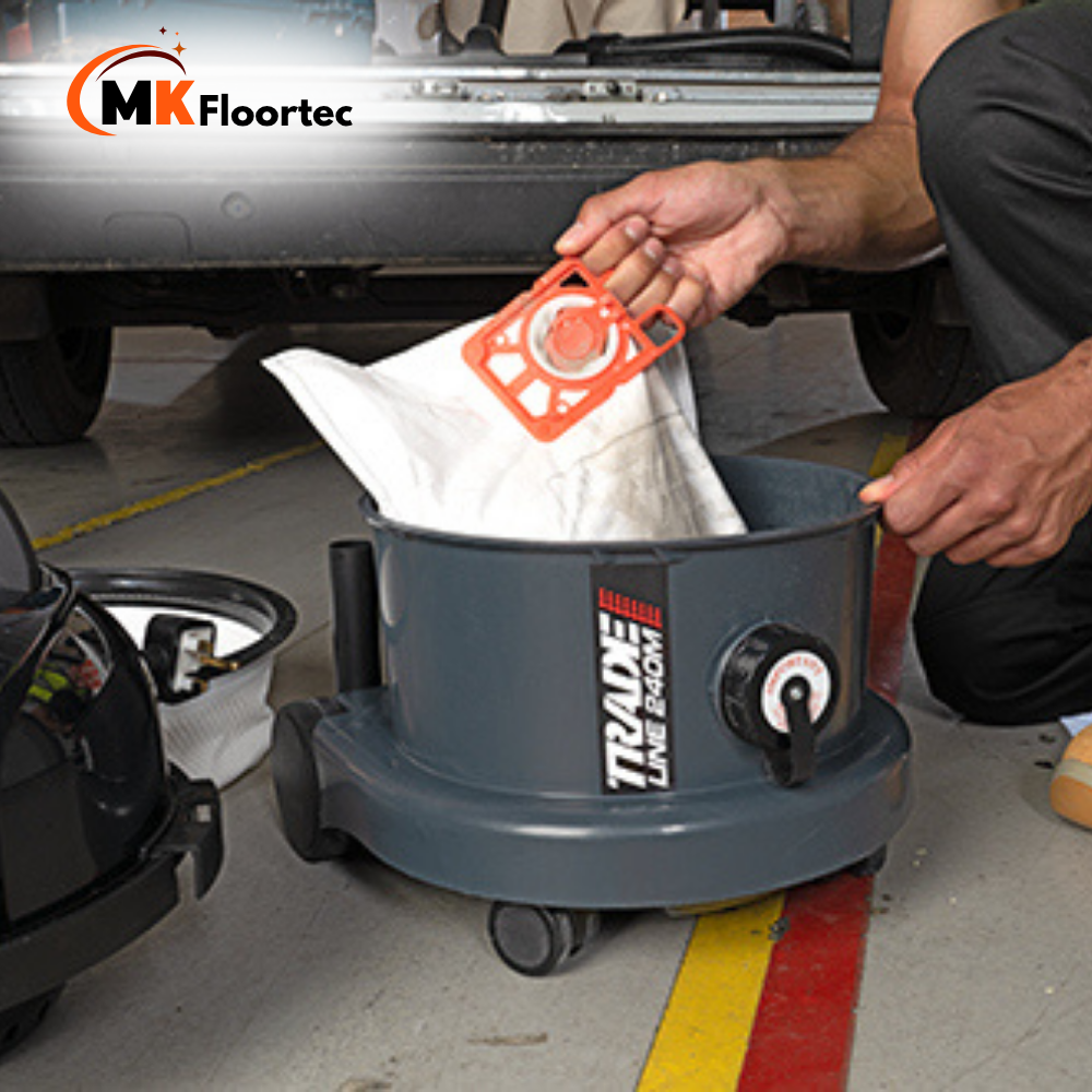 Numatic TRM240 M Class Cylinder Vacuum Cleaner.png