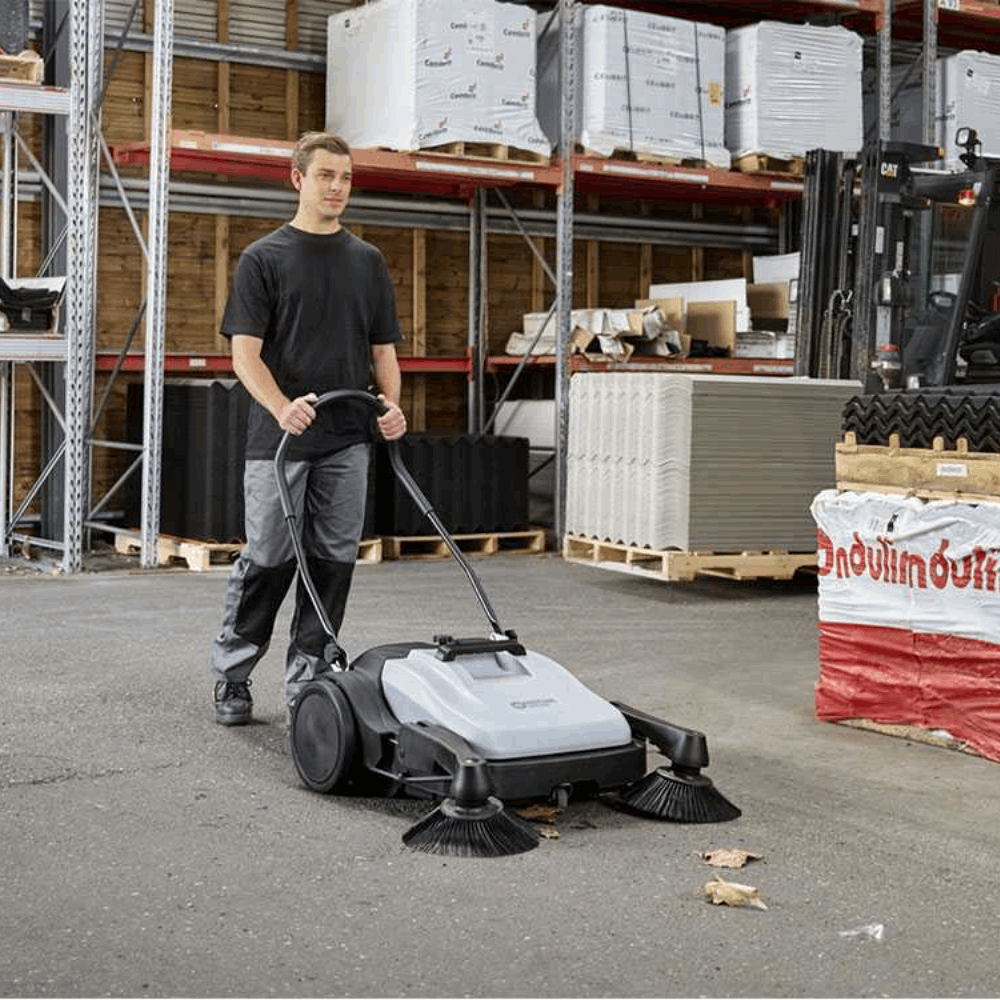 Nilfisk SW250 manual sweeper for factory and industrial floors