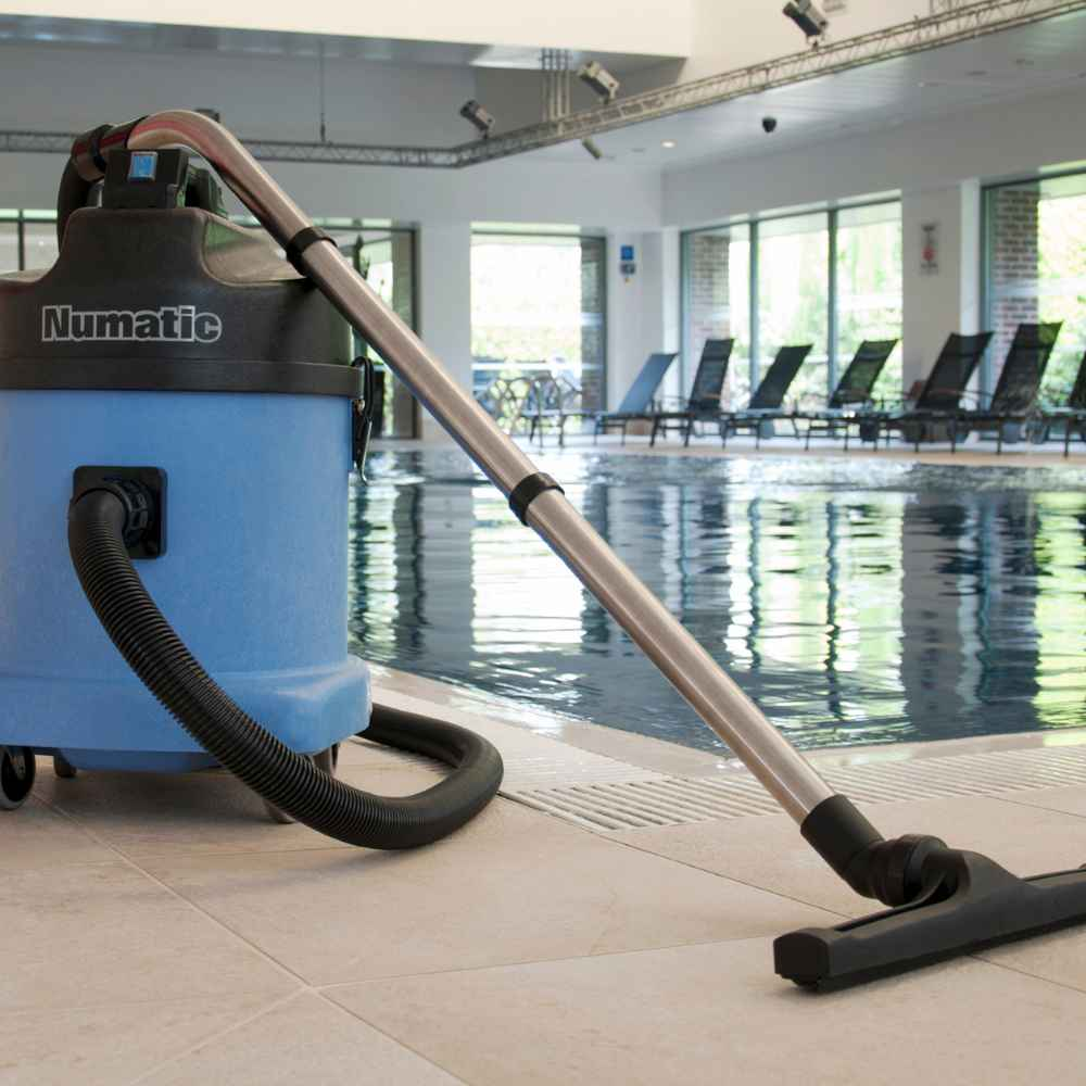 Numatic WVD570 Industrial Vacuum Cleaner Wet & Dry Twin Motor