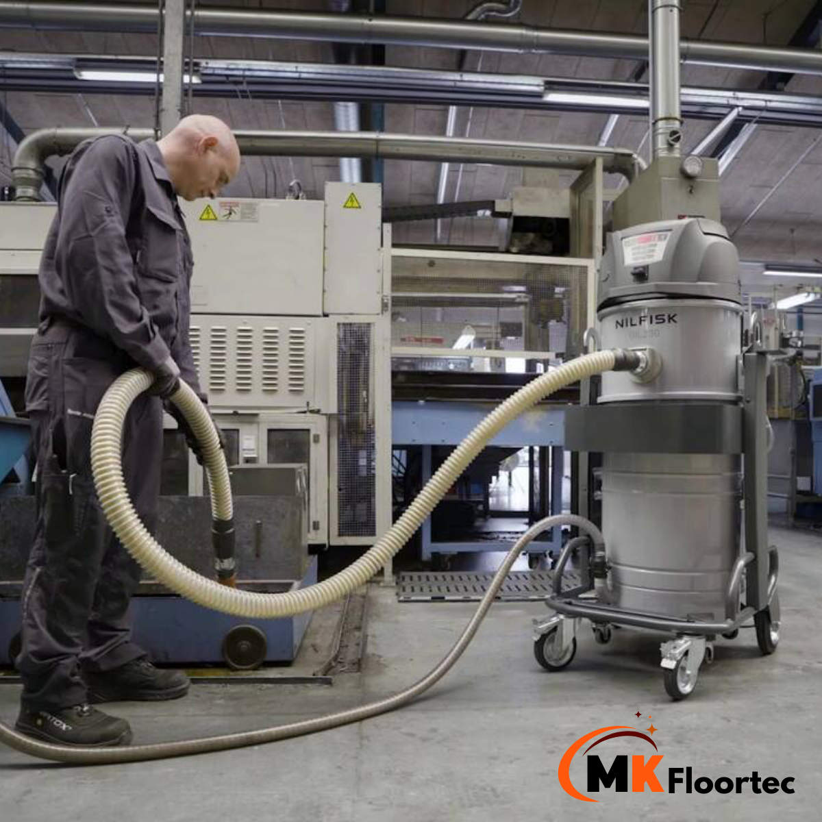 Nilfisk OIL230 E Industrial Vacuum Cleaner Oil, Coolant, Chip CB5014 + Full Kit