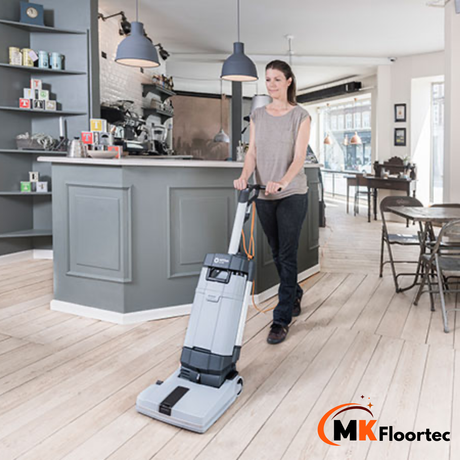 Nilfisk SC10O Scrubber Dryer