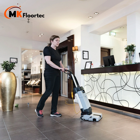 Nilfisk SC10O Scrubber Dryer