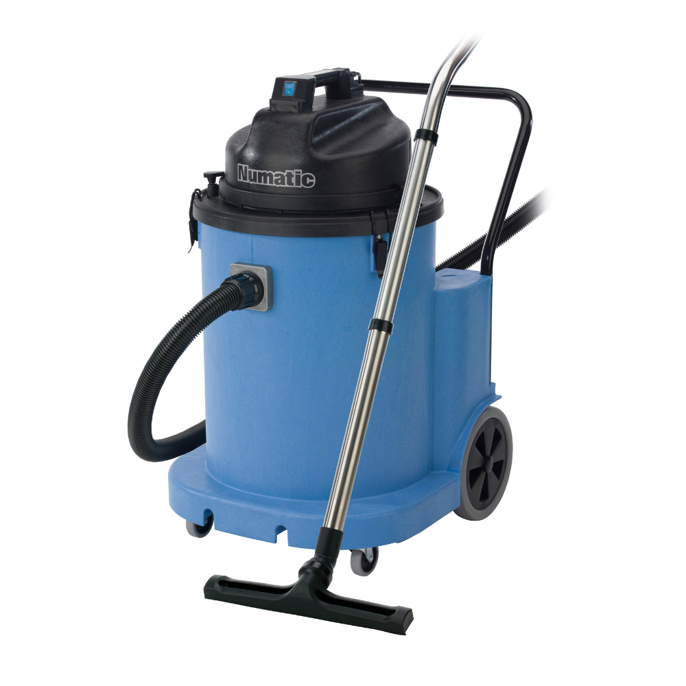 Numatic WVD1800AP: 70L capacity wet vacuum with dual 1000W motors and automatic pump for efficient continuous operation.
