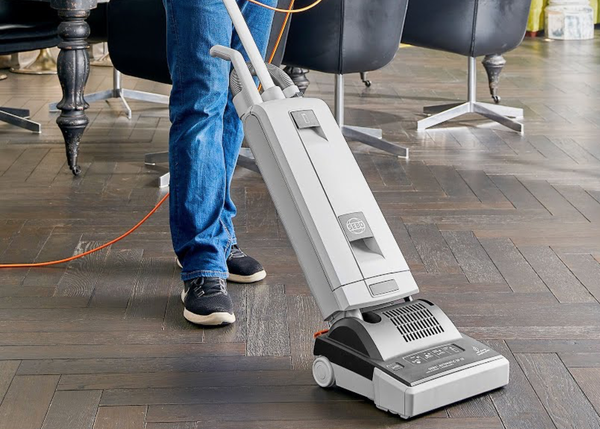 Upright Vacuum Cleaners